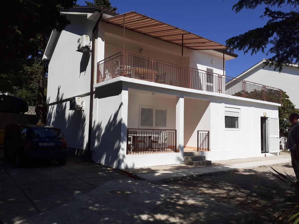 Apartments Marija Кърк Екстериор снимка