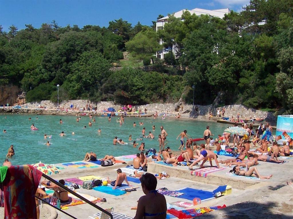 Apartments Marija Кърк Екстериор снимка